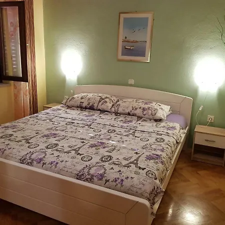 Diana Apartman Apartment